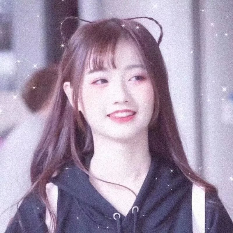 皎洁的月亮